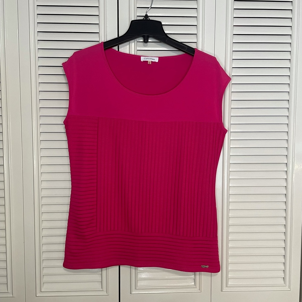 Calvin Klein pink sleeveless top size large